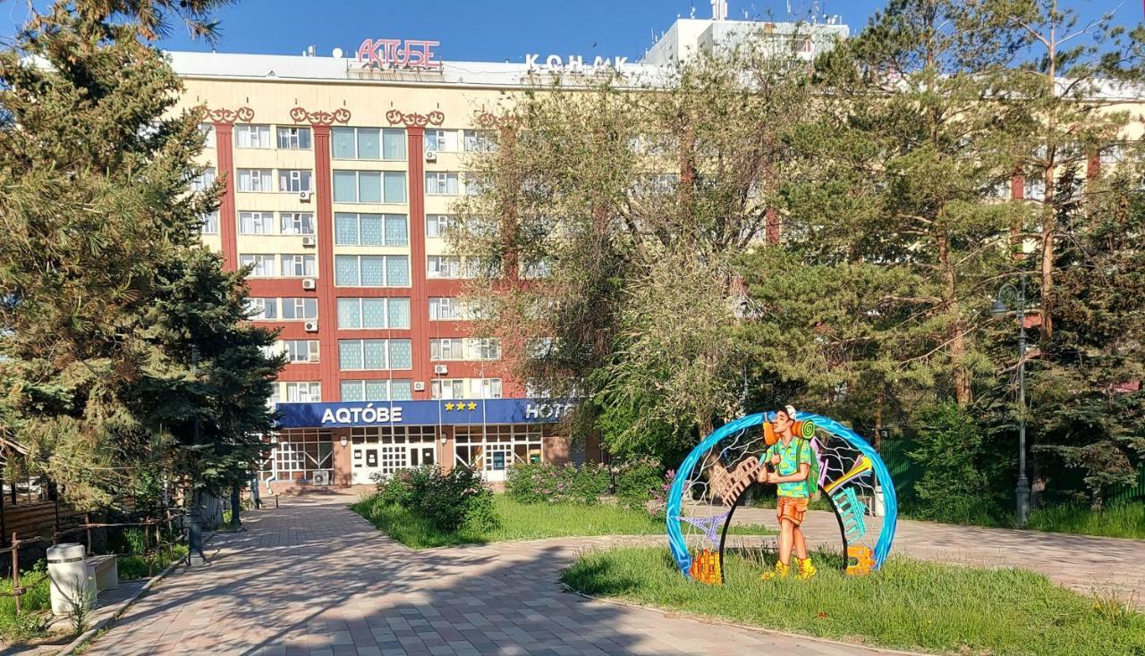 Aktobe Hotel Exterior photo